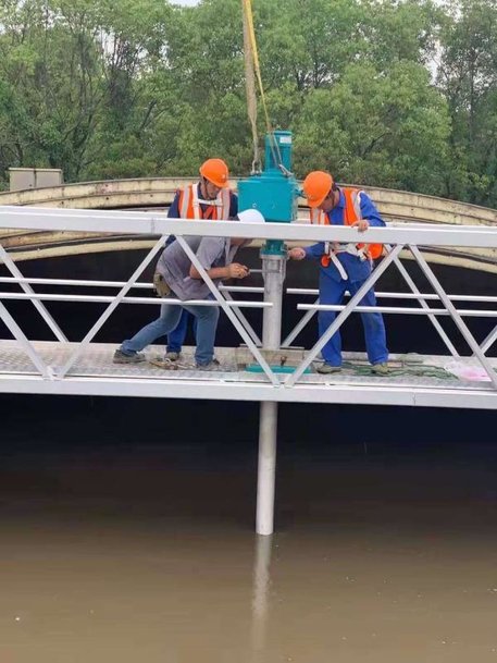污水搅拌行业解决方案:高性能减速机为恶劣工况保驾护航